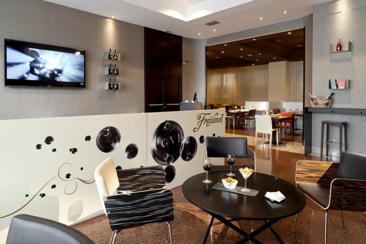 ราฟาเอลโฮเทลเลส อโทชา Hotel มาดริด ภายนอก รูปภาพ